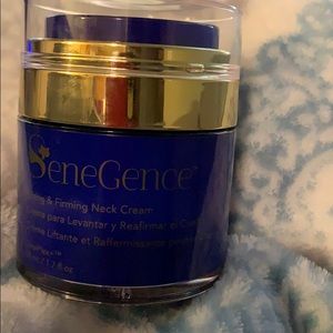 Senegence neck cream
